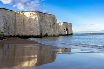 Wall Mural - White chalk cliffs at Botany Bay