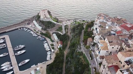 Canvas Print - The iconic Truglia Tower, landmark in Sperlonga, Italy