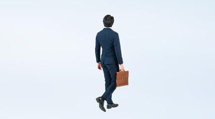 Leinwandbilder - 歩く若い男性ビジネスパーソンの全身写真（切り抜き背景透過PNGも販売しております。作成者リンクから「PNG」で検索してください）