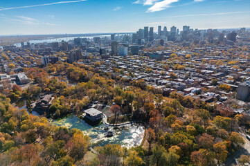 Wall Mural - parc la fontaine in montréal, aerial view