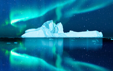 Wall Mural - iceberg floating in greenland fjord with aurora borealis - greenland