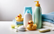 © Daniel Sawyer - mock up productos de higiene infantil sobre fondo blanco, concepto de cuidado higiene en la infancia