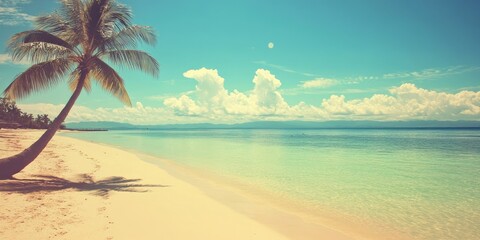 Aufkleber - Tranquility on the tropical beach. Retro filter applied.