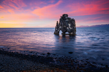 Wall Mural - Gorgeous Hvitserkur rock formations in the sea on the Atlantic coast. Location place Troll, Northwest Iceland, Hunafloi Bay, Europe.