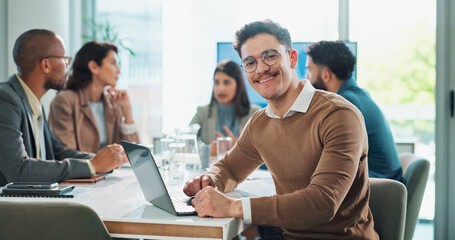 Aufkleber - Businessman, portrait and laptop in meeting with research, proposal and planning at finance job. Office, accountant or online bookkeeper with website for company revenue, growth and internship