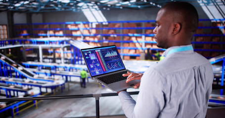 Aufkleber - Engineer Worker Using Warehouse Automation Dashboard
