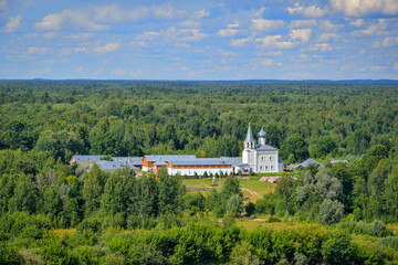 Wall Mural - Scenic view of the Znamensky Krasnogrivsky Monastery in Gorokhovets