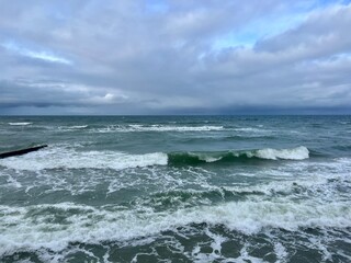 Wall Mural - Natural seascape background, cloudy sea horizon