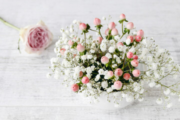 Sticker - Beautiful wedding table decoration with flowers.