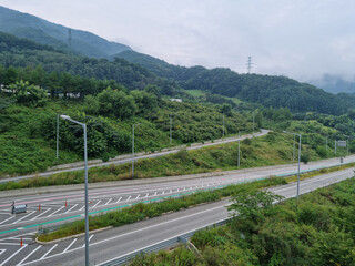 Canvas Print - 
This is the scenery of the highway in Korea.