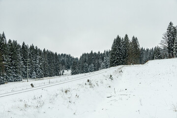 Eine winterliche Wanderung zum Bahnhof Rennsteig im verschneiten Thüringer Wald - Schmiedefeld - Thüringen - Deutschland