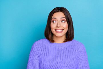 Wall Mural - portrait of attractive curious cheerful girl looking aside decide copy space clue guess isolated ove