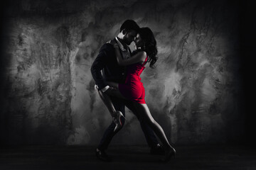 Aufkleber - Full size fullbody portrait of romantic lovely couple, pretty lady in purple tight dress gentlemen in tuxedo, face to face standing close in tango position, isolated on concrete background