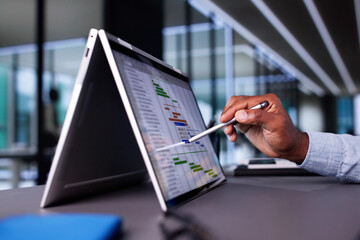 Poster - Digital Gantt Project Control Software