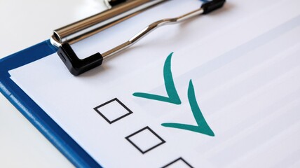 Aufkleber - A clipboard with a checklist and green checkmarks indicating completion or selection.