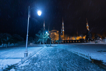 Wall Mural - Sultanahmet Square on a snowy day