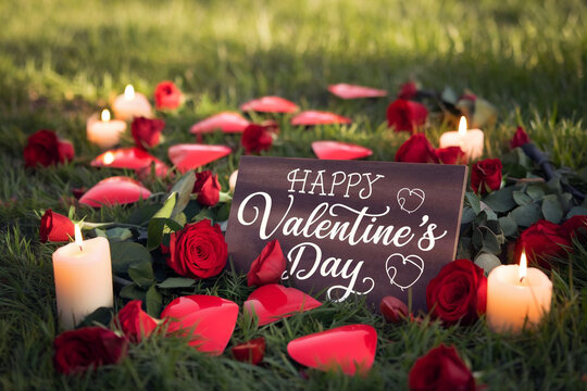 Happy valentines day greeting card banner lettering romantic red pink love heart theme background