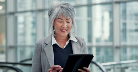 Aufkleber - Tablet, reading and mature business woman research investment report, revenue or finance. Digital technology, happy manager and check email for profit update, budget and feedback in corporate office