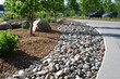 © TuruMuru - Pea gravel wolverine stone and mulch for parking surfaces