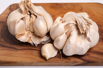 Wall Mural - Cooking with dried French white garlic