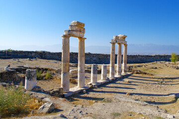 Wall Mural - Ruins of Ancient Gymnasium columns in Hierapolis, Pamukkale, Turkey