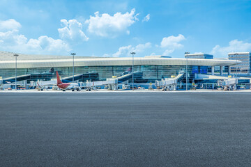 Aufkleber - Empty road and terminal building in airport