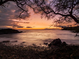 Wall Mural - Follow me with a sundowner at the Maui Makena Beach view during summer time