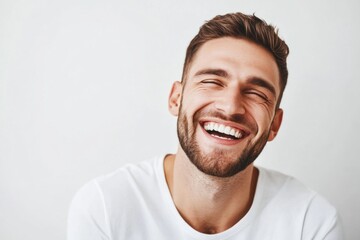 Aufkleber - A man with a long beard is smiling, wearing a white shirt