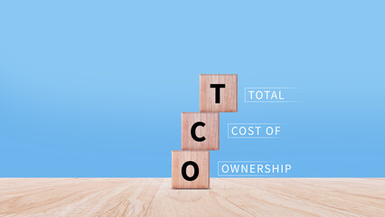 Aufkleber - TCO concept. Total Cost of Ownership text on a wooden block, purchase price of an asset plus the costs of operation, business concept background