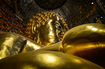 Wall Mural - Golden Buddha, Buddhist symbols at Watsridonmoon, symbols of Buddhism, Southeast Asia at Chiangmai Northern Thailand