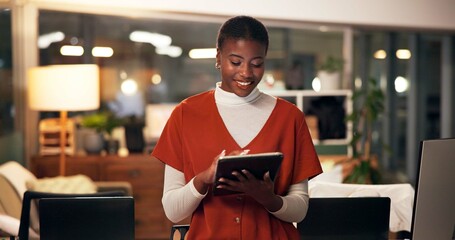 Aufkleber - Tablet, research and typing with business black woman in office for public relation campaign, overtime and reading. Press release, deadline and seo web traffic with person in media agency at night