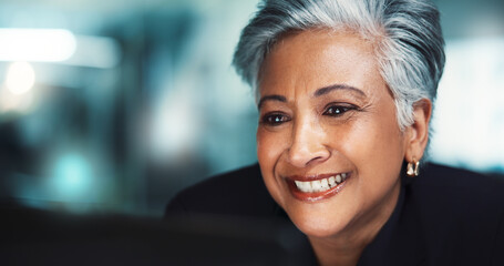 Fototapete - Office, business woman and laptop for online research, internet search and website. Mature, professional and corporate person on computer for project management, reading email and planning at desk