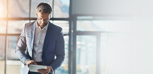 Leinwandbilder - Office, tablet and businessman thinking for project management, website or report on internet. Banner, mockup or space with person on tech for social networking, b2b connection or online contact