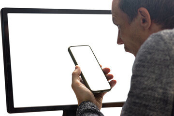 Aufkleber - Frustrated angry man screaming while calling to tech support. Man at computer with smartphone, back view close-up, white screen offering copy space