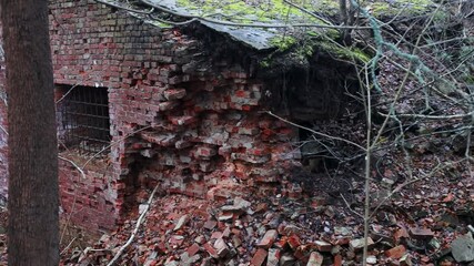 Poster - Old ruined red brick house.