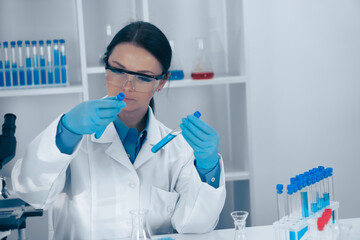 Aufkleber - A skilled scientist in a reputable lab conducts detailed analyses of biological samples, showcasing expertise in biochemistry and biomedical research, contributing to healthcare advancements