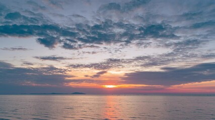 Wall Mural - 4k sunset over the sea in thailand.