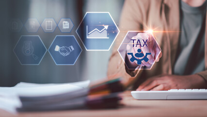 Aufkleber - Business people planning annual tax deduction, tax rate calculation, and business financial budget, effective tax deduction planning ideas for individuals and companies, state taxes. Data analysis