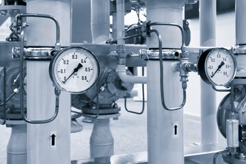 Aufkleber - Pressure meters on natural gas pipeline.