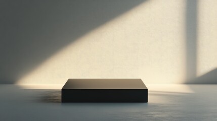 Aufkleber - Low, square performance platform in matte black, placed against a gradient white-to-gray background with subtle light accents.