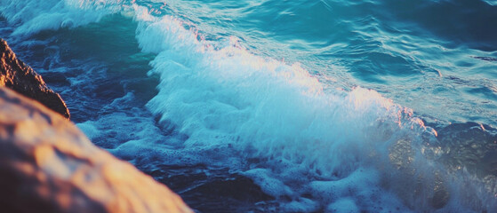 Poster - Long exposure of ocean waves creating a serene and peaceful water landscape in blue and white