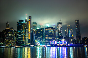 Wall Mural - Manhattan at night in New York