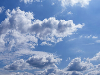 Poster - Amazing clouds in the blue sky