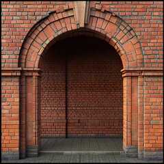 Canvas Print - Brick Archway: A Vintage Architectural Detail