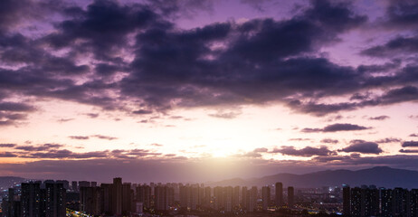Wall Mural - the city before the storm
