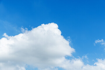 Wall Mural - background of blue sky with big white cloud