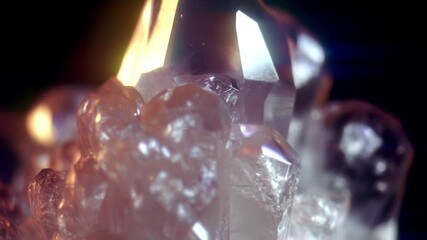 Aufkleber - Perfectly facetted crystals shimmer slowly with soft shafts of blue and orange light. Facets glow, gradually changing their glow against the dark background