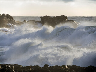 Sticker - Breaking sea waves over rocks