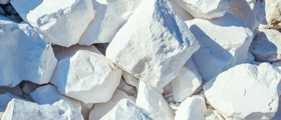 Poster - Smooth white limestone texture featuring varying rock shapes and sizes in natural arrangement