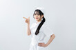 © peach100 - ナース服を着た女性